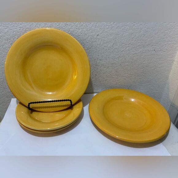 4 Tabletops lifestyles Espana Butter Yellow 2 Salad Plate 8.5” /dinner Plate 11” - Picture 1 of 7